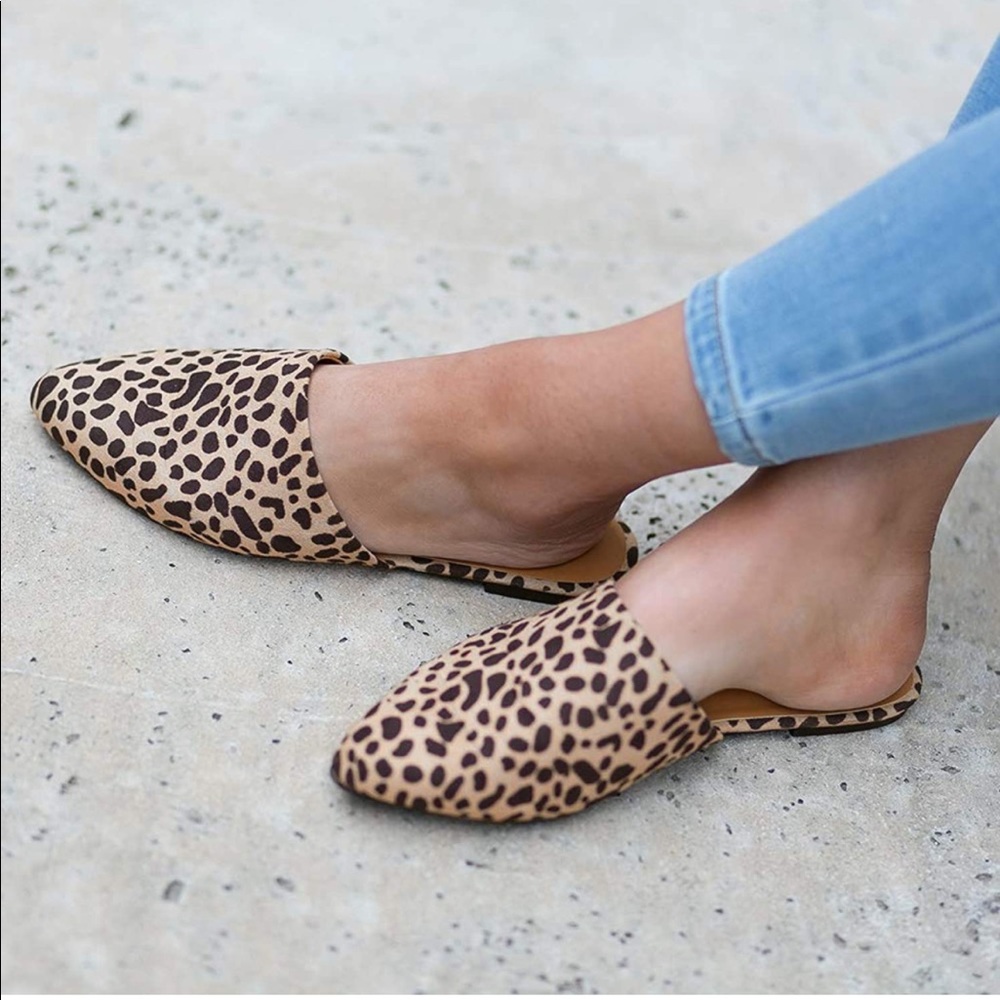 Leopard Flat Mules - Picture 2 of 6